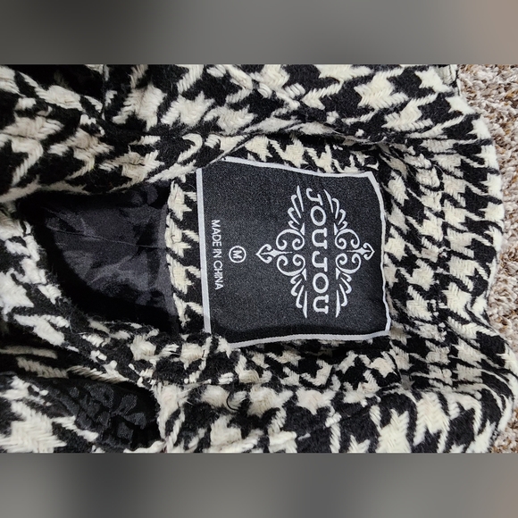 Womens jacket - Picture 2 of 2